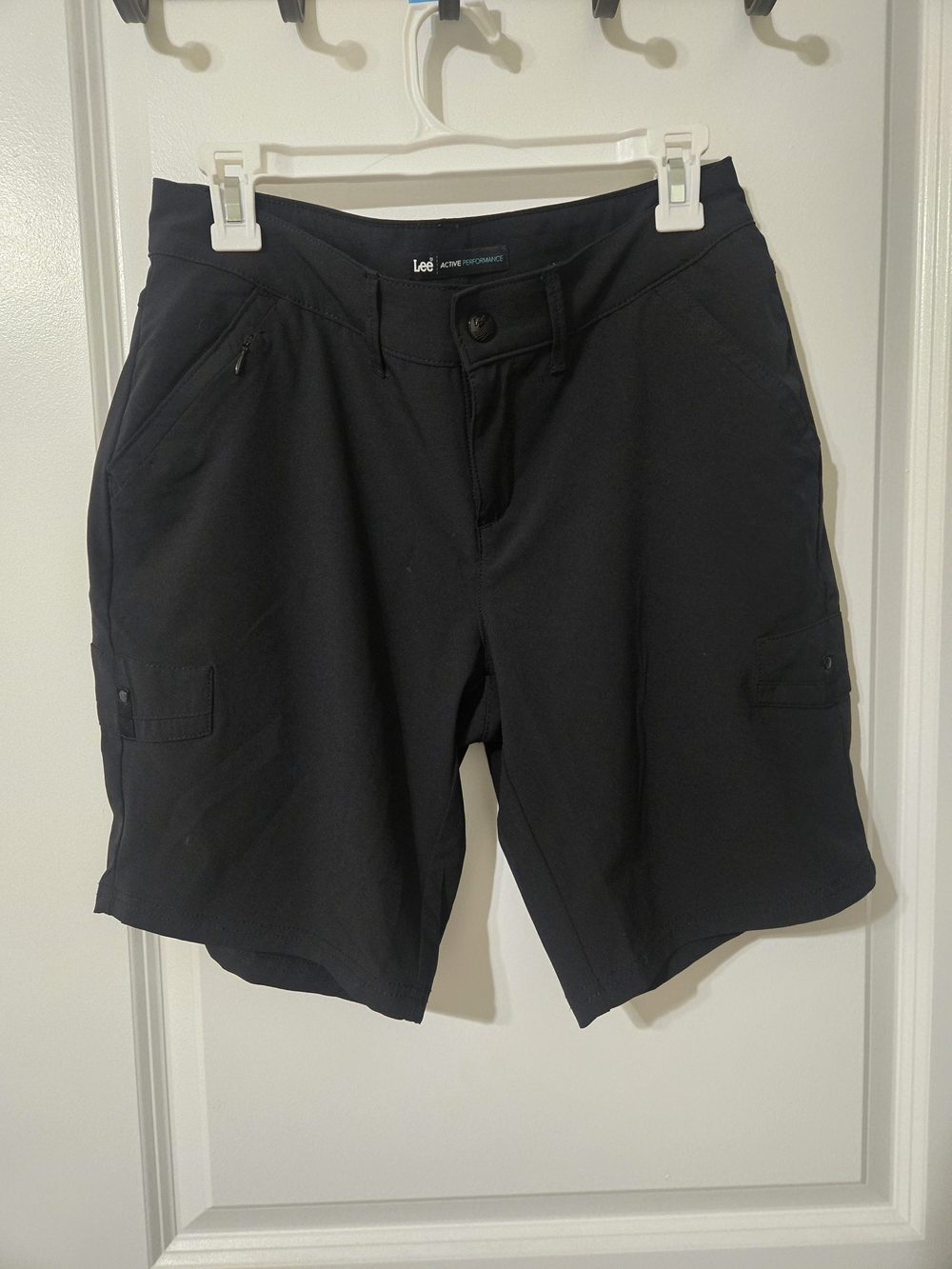 Lee Women’s Black Cargo Active Shorts